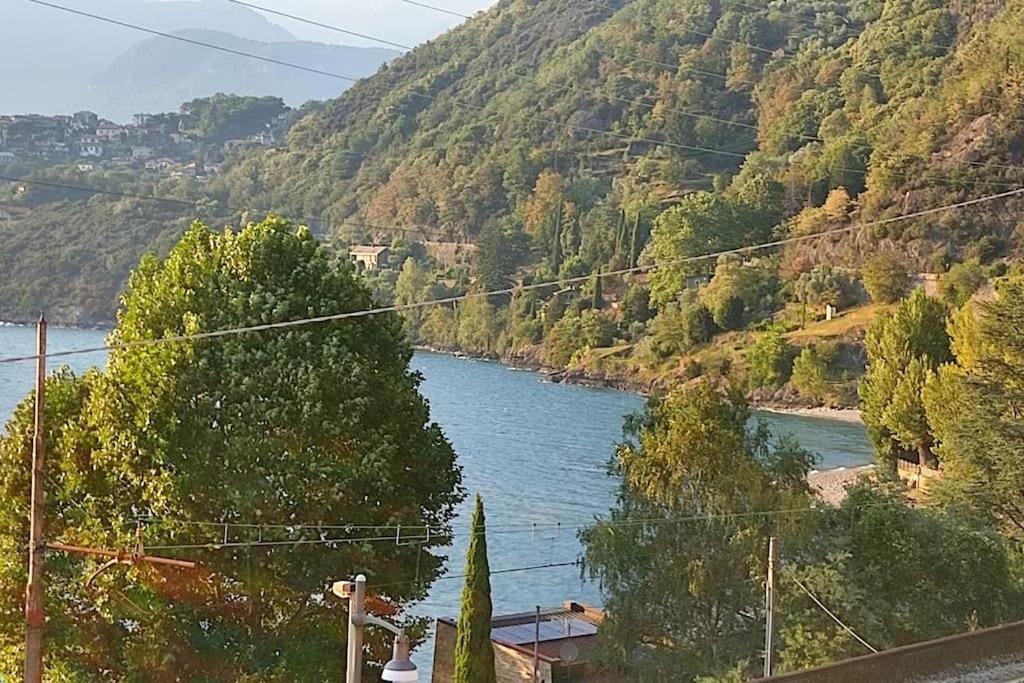 Appartamenti Regina Lake Como Dorio Exterior foto
